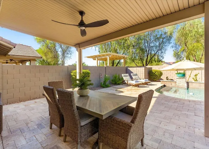 Holiday home Casa Solana: Poolside Luxury *